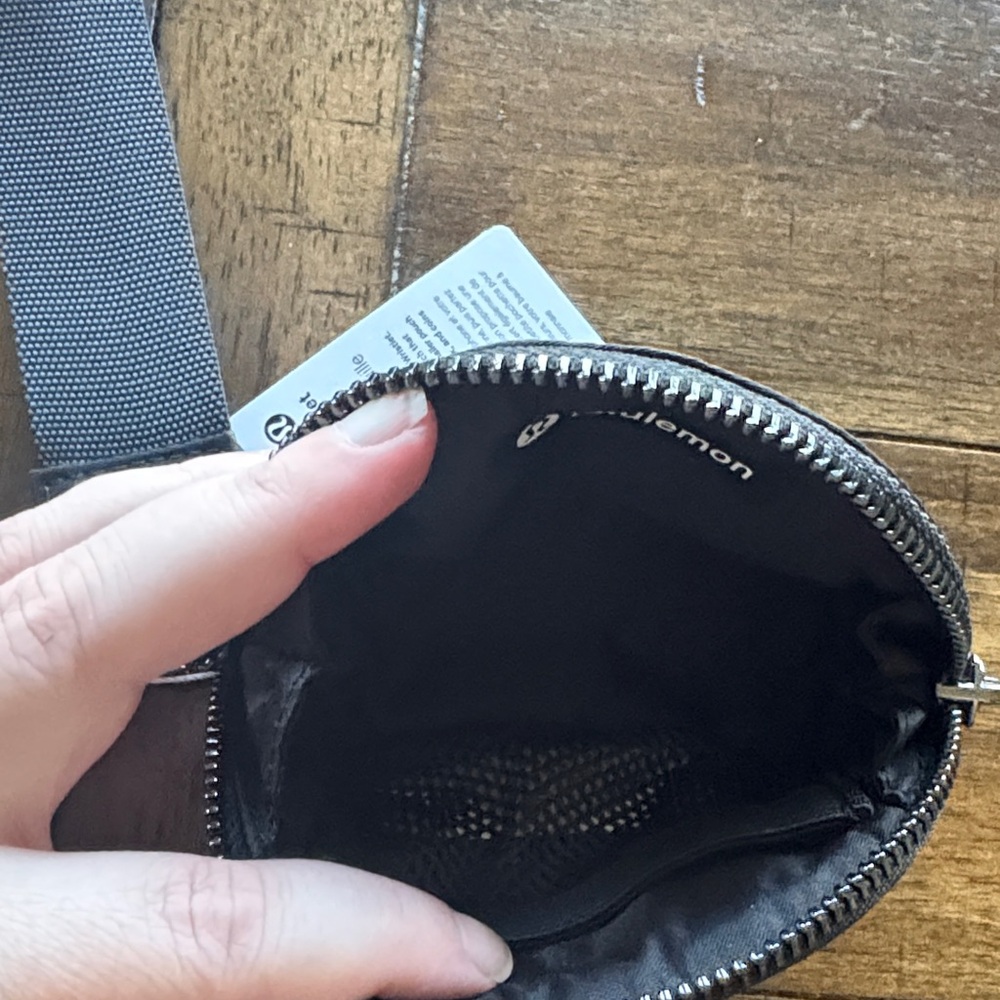 Lululemon Dual Pouch Wristlet Wallet - Picture 5 of 5